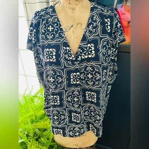Ann Taylor Navy & White Patterned Women's Top